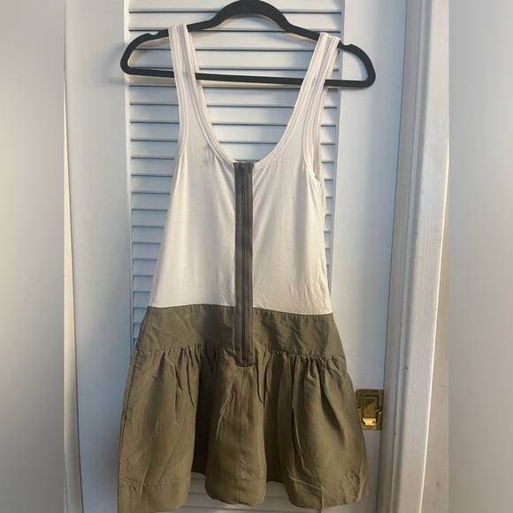 bebe Dresses & Skirts - Bebe Vintage 90s/Y2k White tank cargo skirt mini dress XXS.Back Statement Zipper